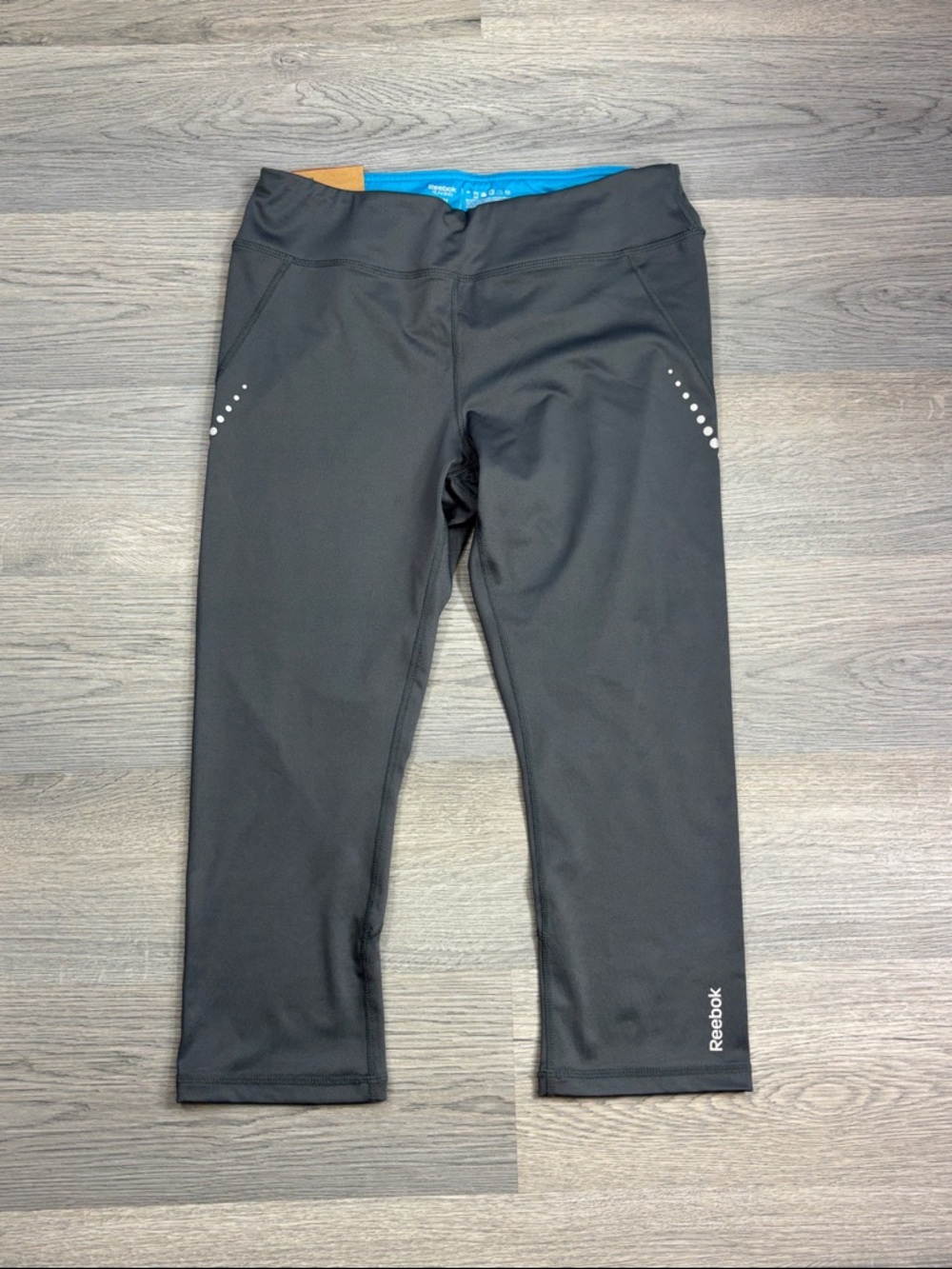 Reebok Running Skinny Capri‎ Leggings - size Medium NWT